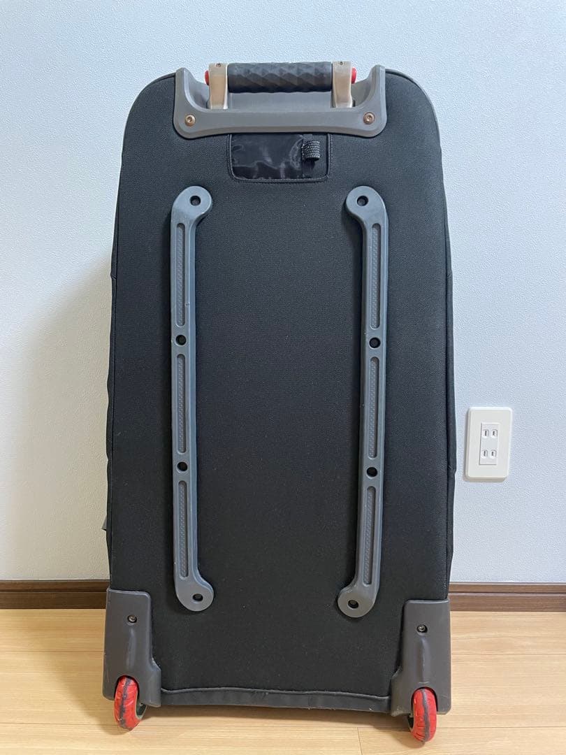 nuts 　　THE NORTH FACE キャリーケース