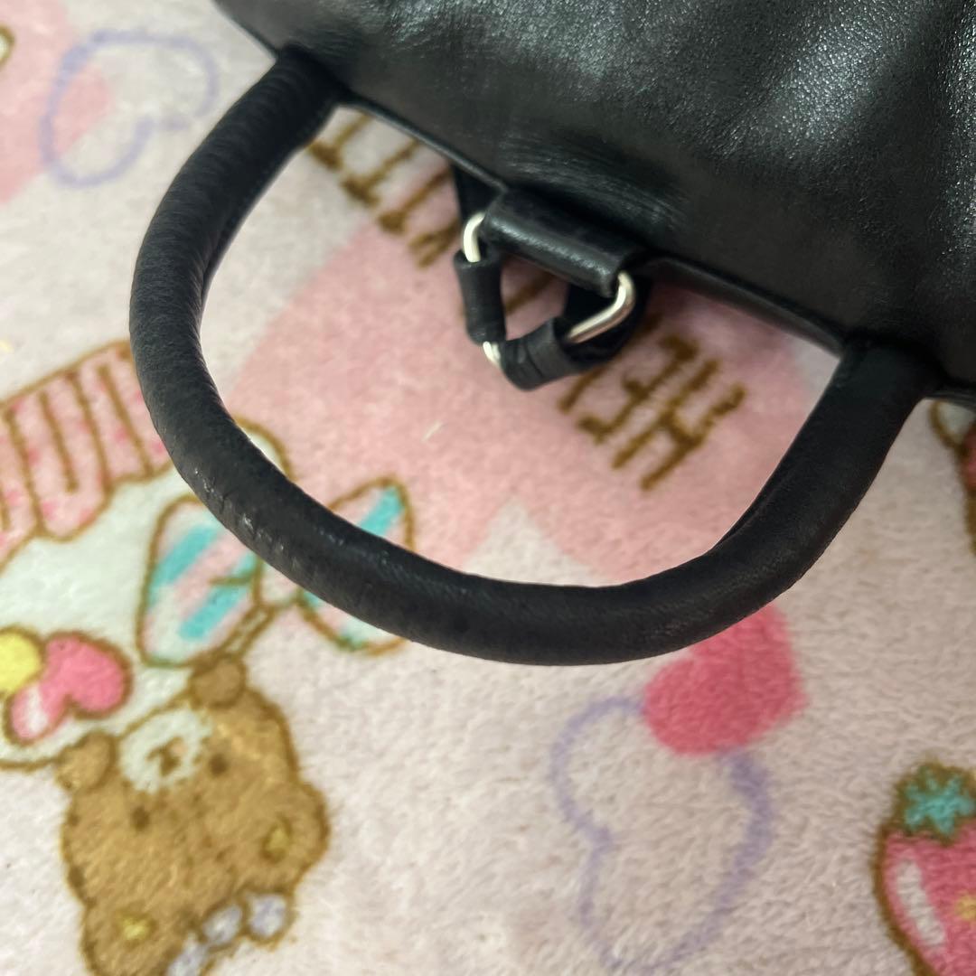 晴子　PRADA オールレザー リュック ブラック