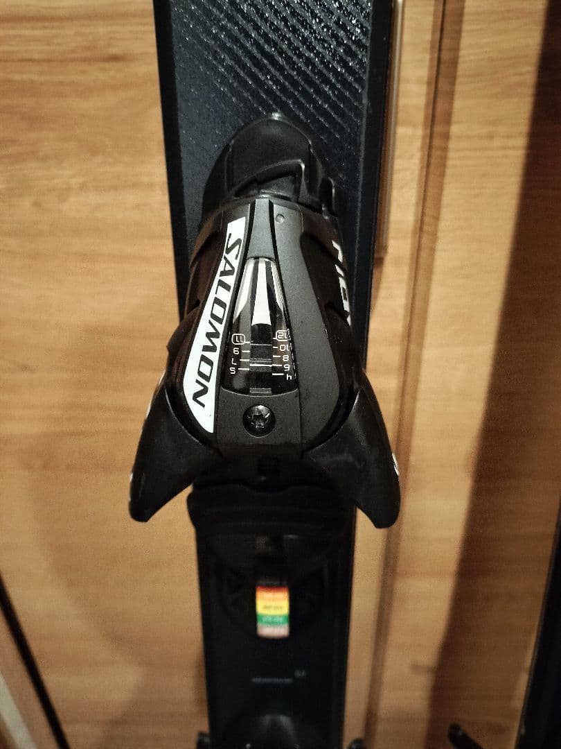 サロモン ENDURO RX 800 スキー板 黒　161cm