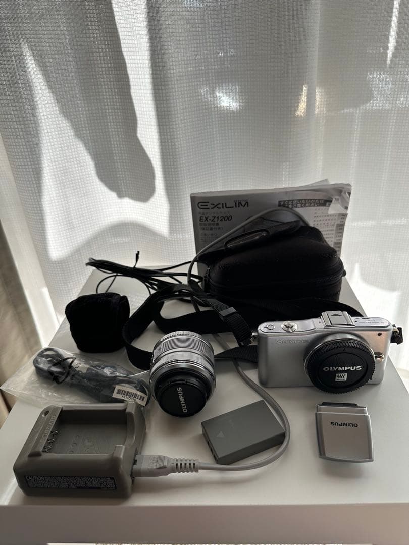 オリンパス　PEN mini E-PM1 シルバー