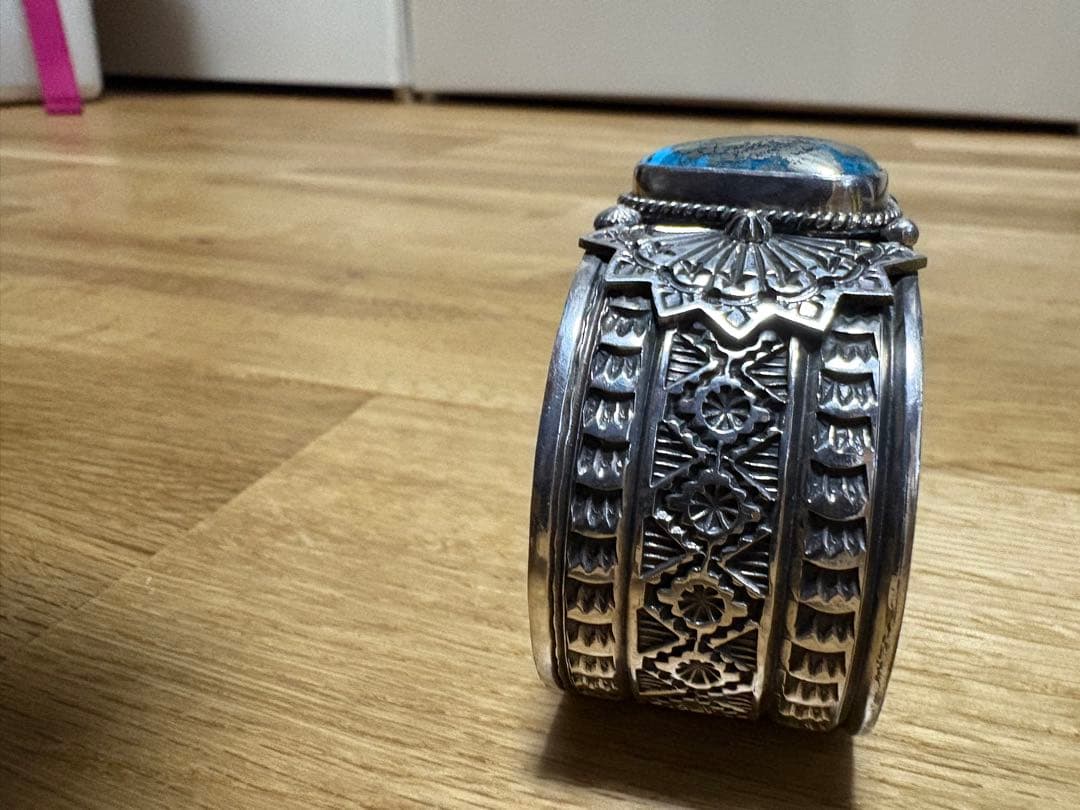 ナバホ・SUNSHINE REEVES ターコイズバングル