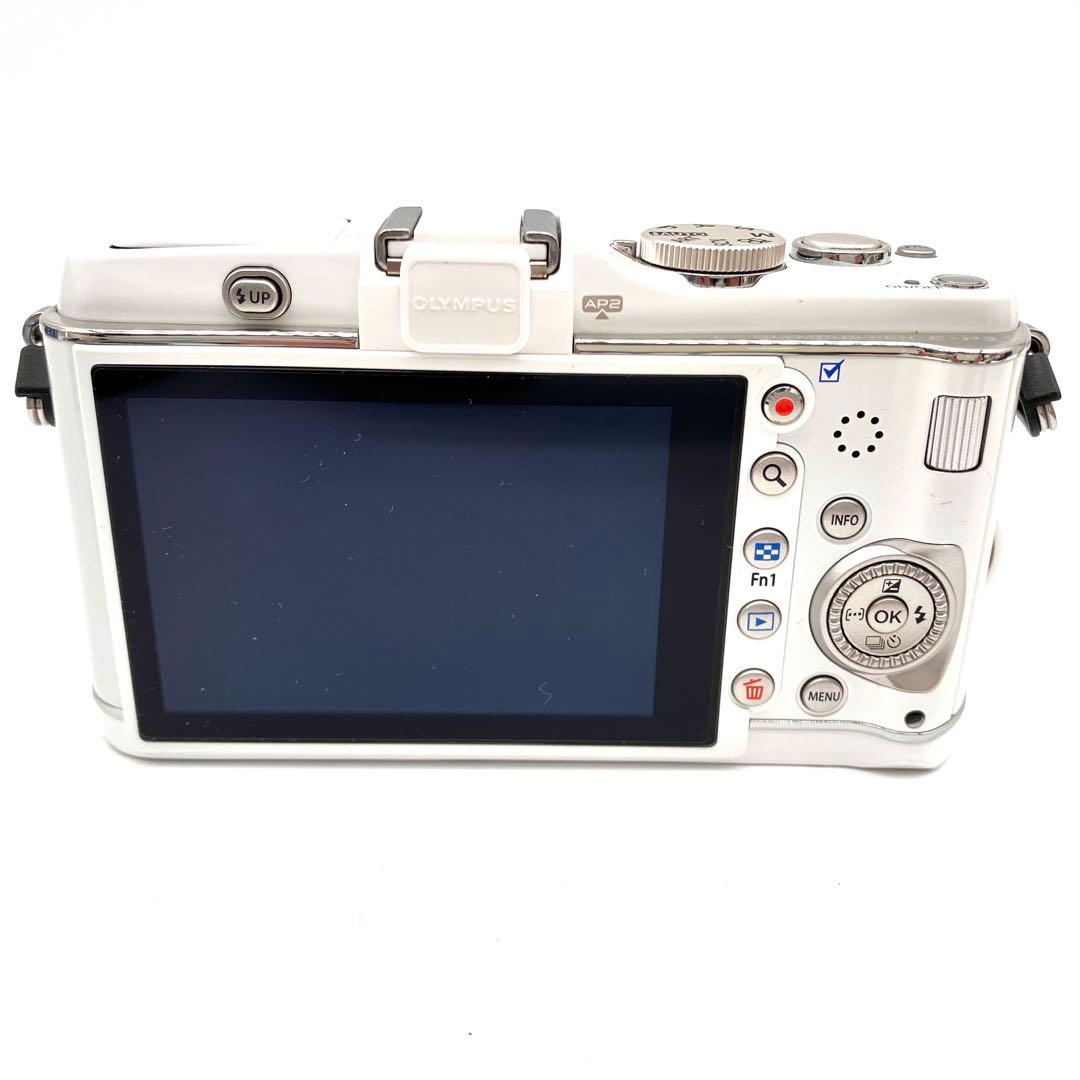 OLYMPUS E-P3 ホワイト　14-42mmレンズキット