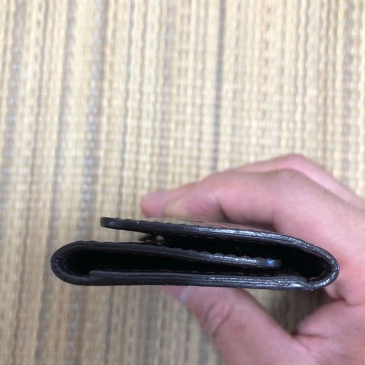 ルイヴィトン キーケース ヴェルニ