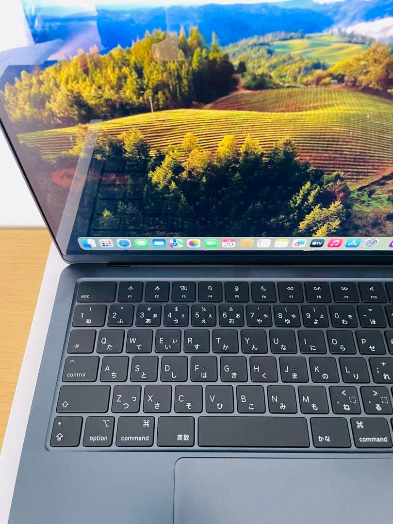 美品　MacBook Air M2チップ　バッテリー100%