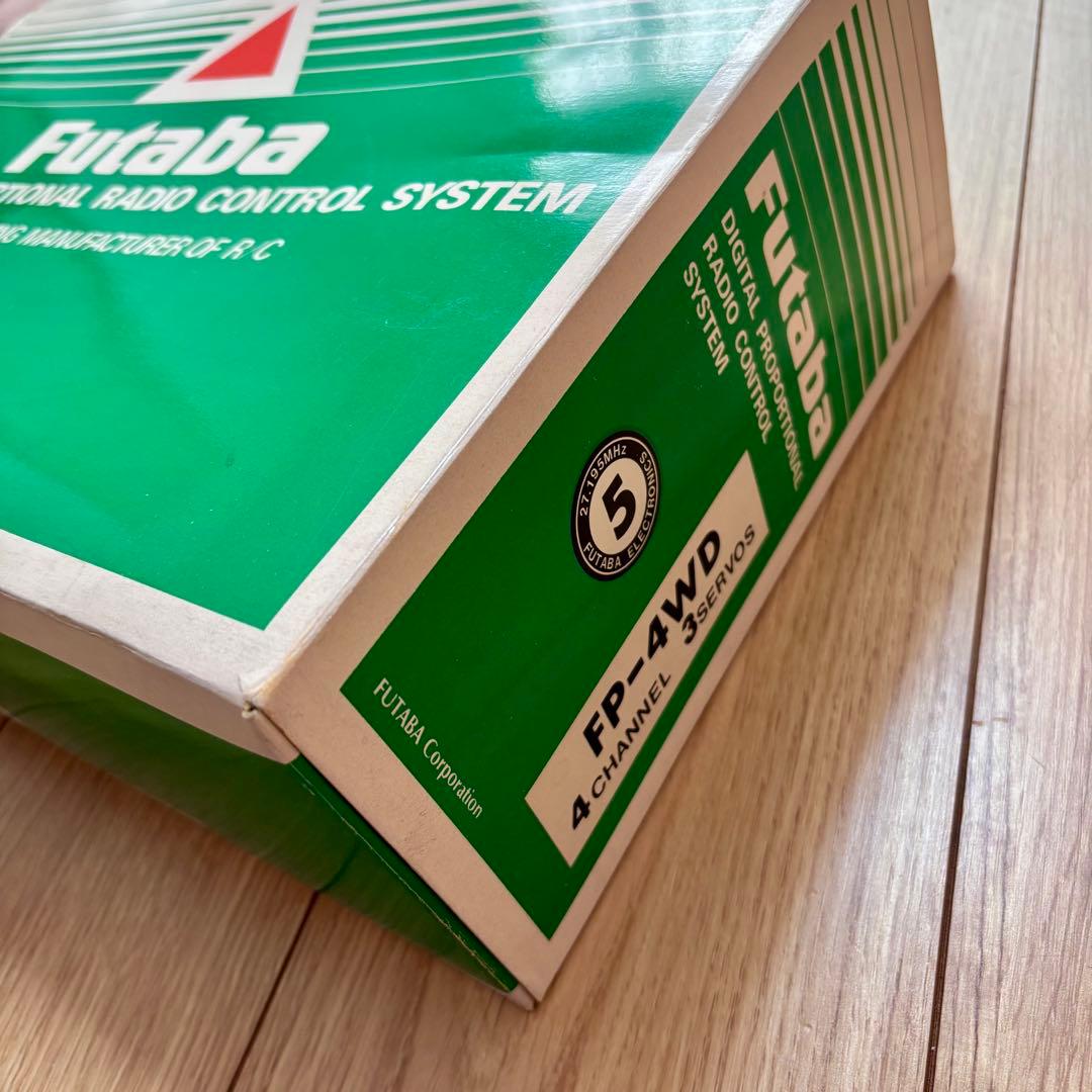 Futaba FP-T4WD 送信機 受信機 ラジコン 昭和レトロ