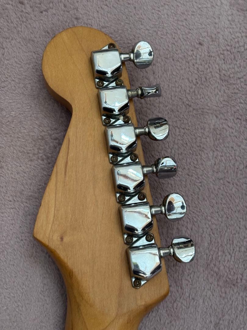 MIJフジゲン製　Squier by Fender Silver Series