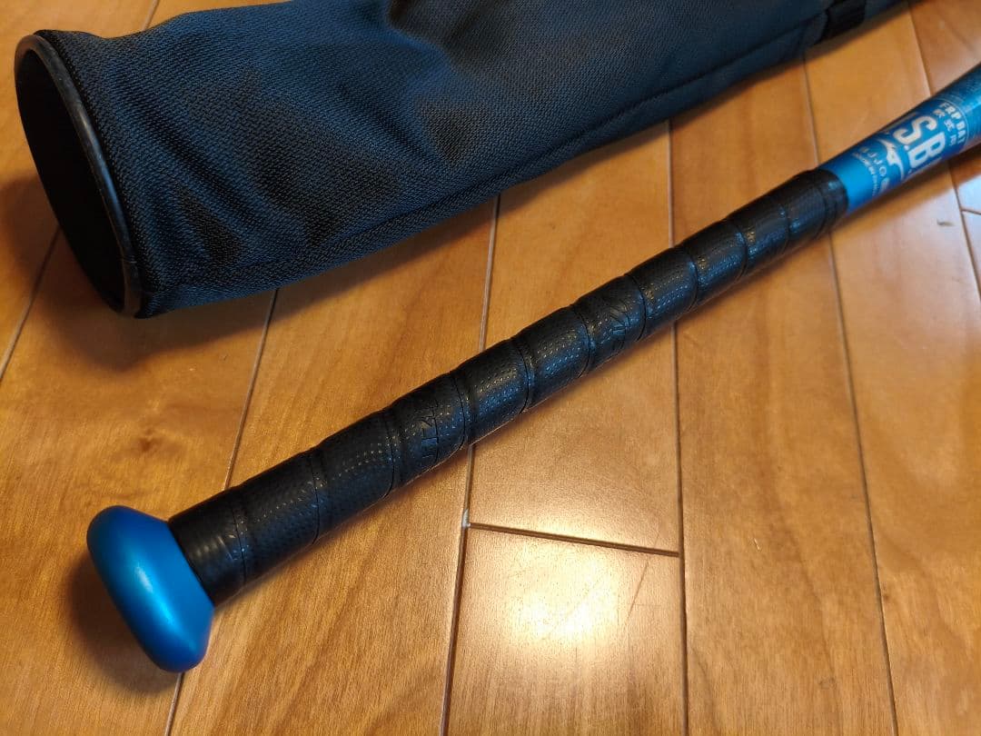 ミズノ　軟式用バット　マグナインパクト　ケース付き