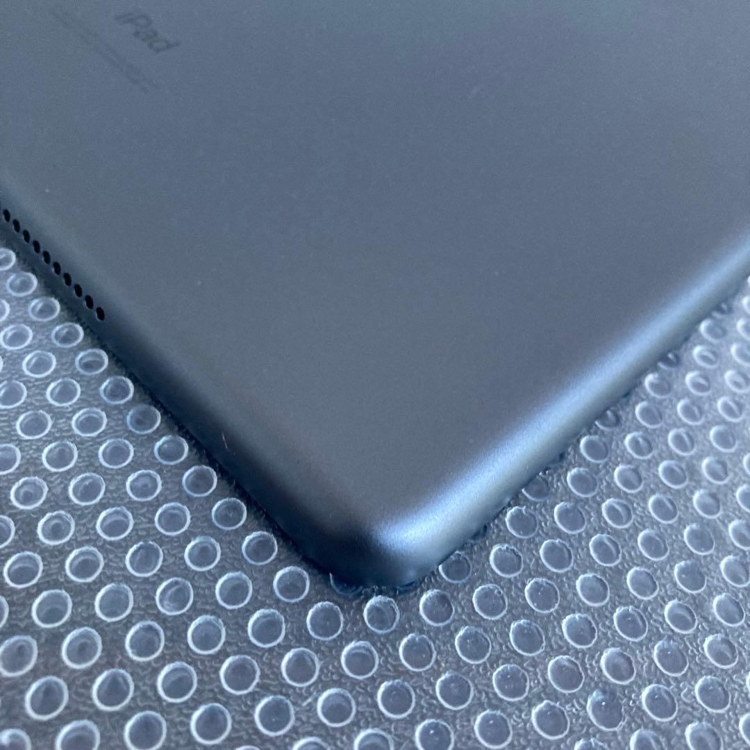 3361【早い者勝ち】iPad7 第7世代 32GB WIFIモデル☆