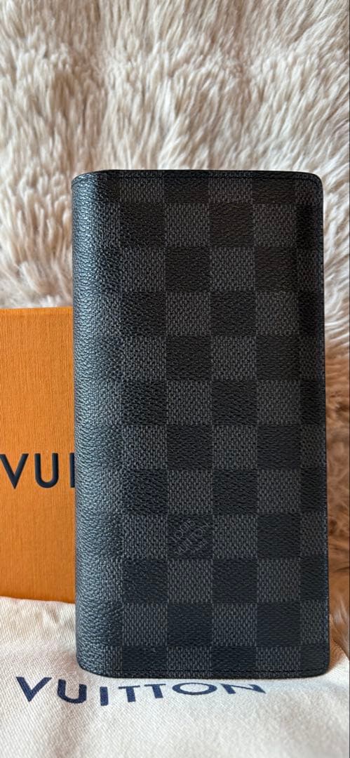 美品　Louis Vuitton ダミエ・グラフィット 長財布