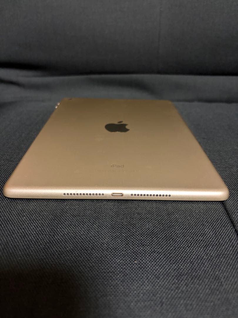 美品！iPad Wi-Fi 32GB ゴールド 2017年モデル