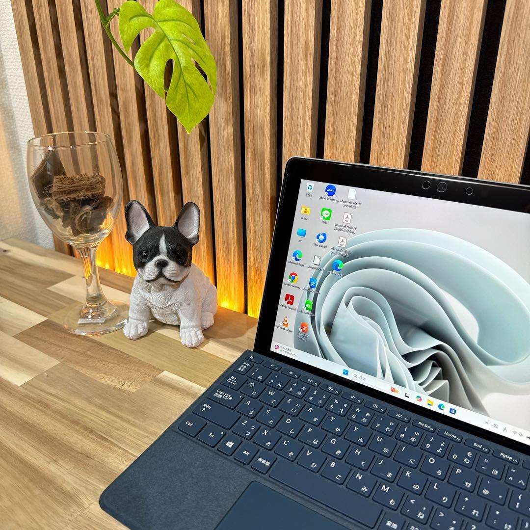 美品 2in1‼️Surface Go☘プラチナ☘タッチパネル式☘ノートパソコン