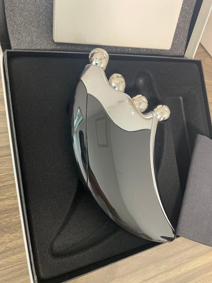 ReFaフォーカッサ　美顔器 ブラック/シルバー