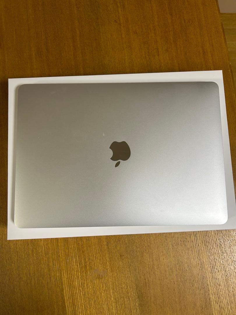 MacBook Pro 13インチ M1 8GB 256GB スペースグレード