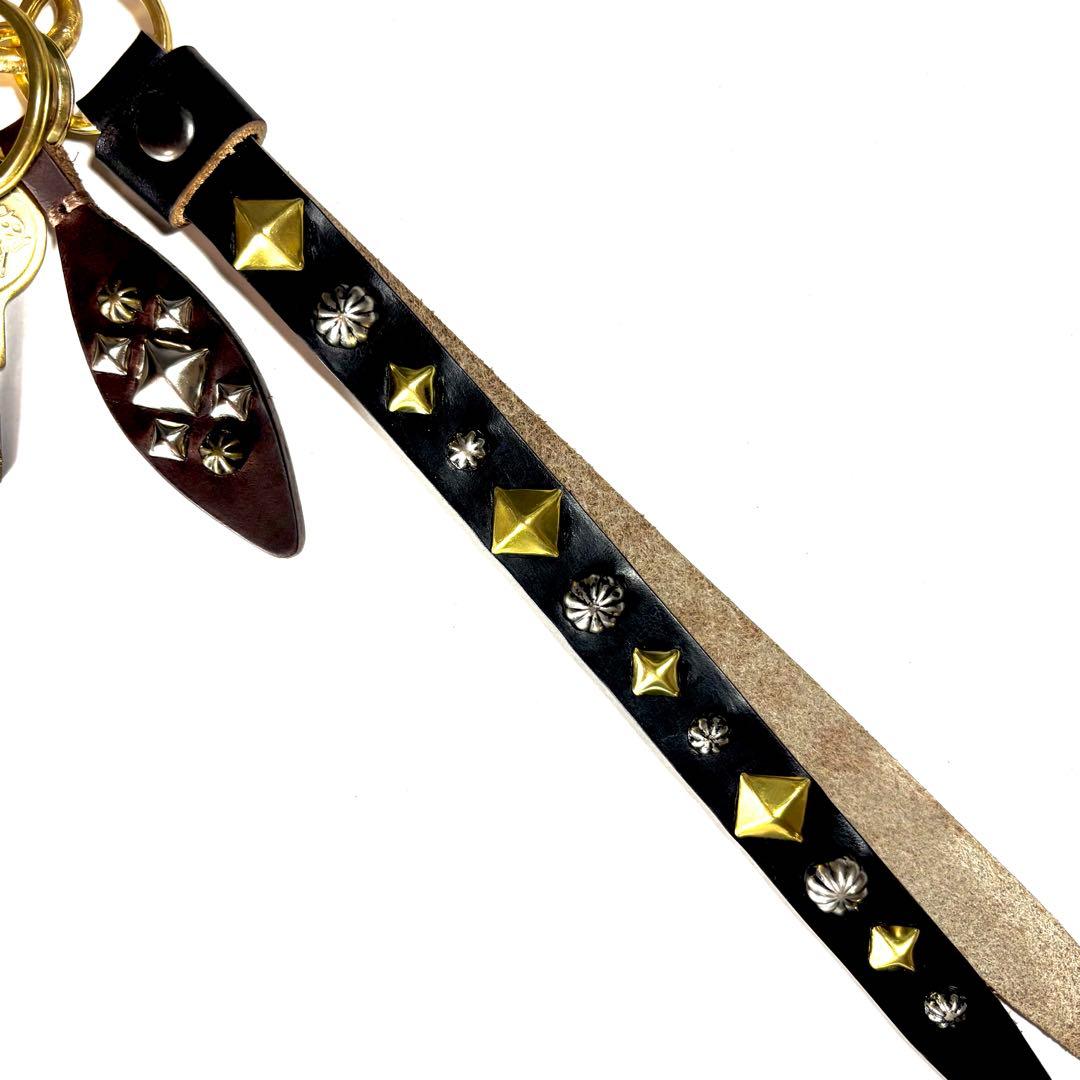 スタッズキーホルダー［sh250-1700］高級レザーCALEEキャリー風