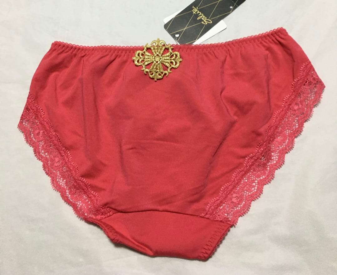 新品　ワコール　サルート 73G ブラジャーD70 ショーツM