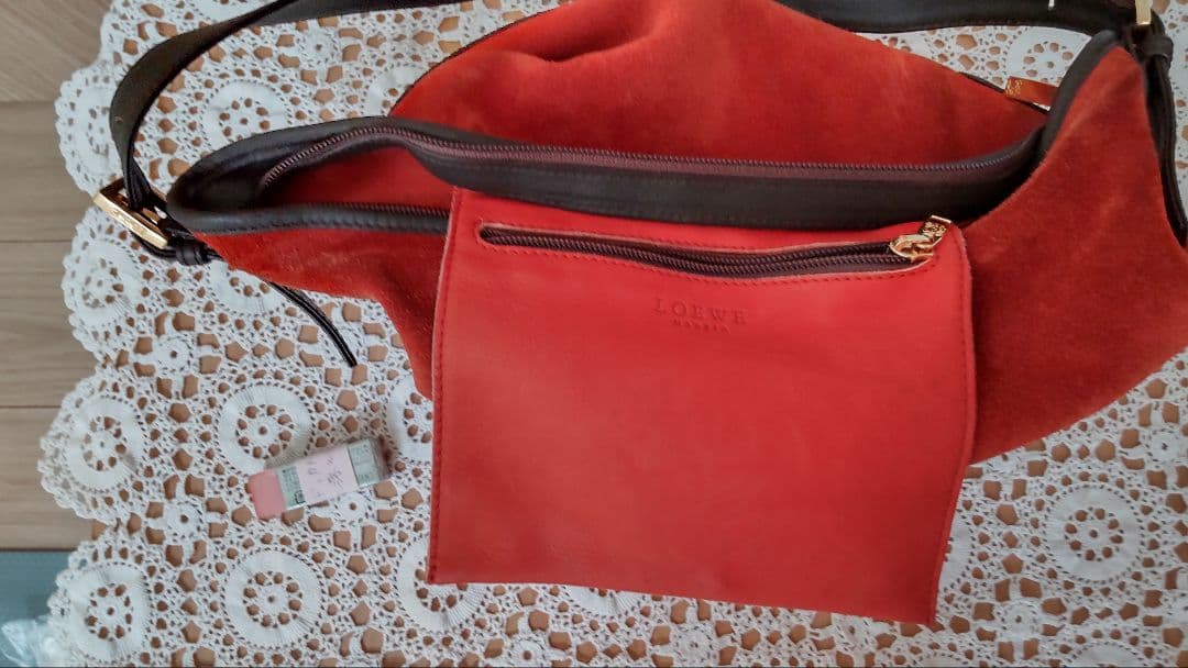 ロエベ ショルダ―バック