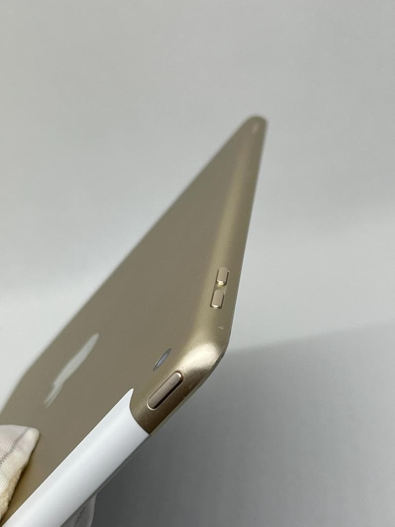 SIMフリー iPad 第5世代 128GB ゴールド