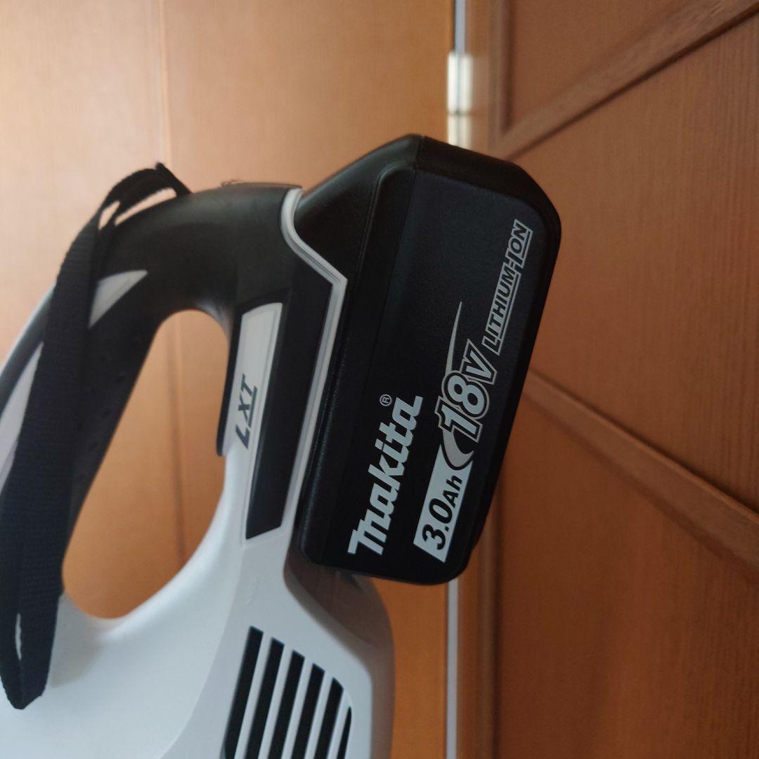 マキタ充電式コードレスクリーナー