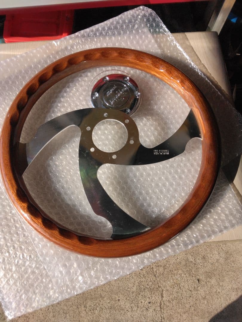 ウッドステアリング3本セット魔国さん専用です。