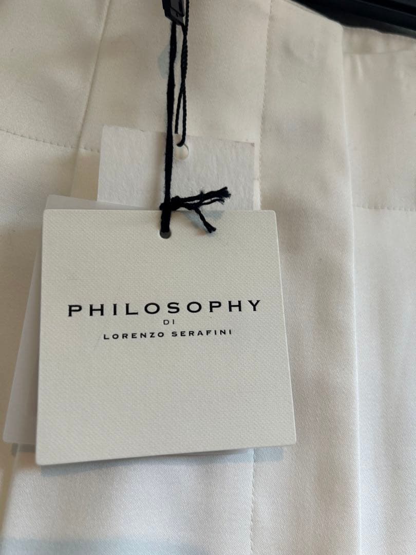 新品未使用　タグ付き　ワイドパンツ　白　フィリップリム