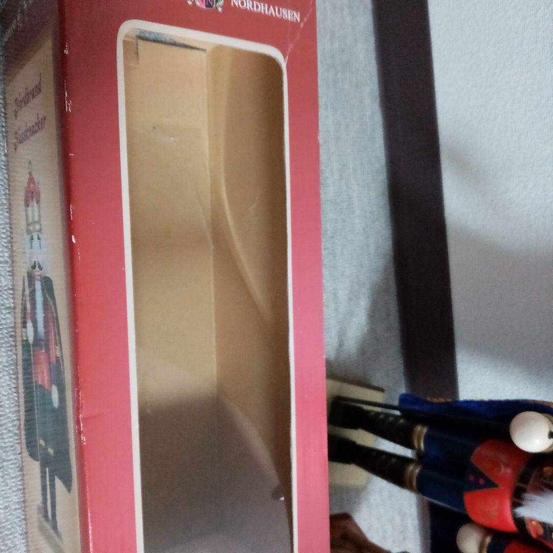 ドイツ製　くるみ割り人形&オルゴールツリー（木製、回転式）