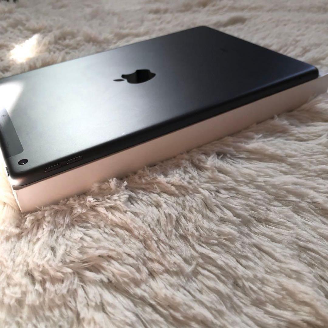 【年始割】iPad 第9世代 64GB SIMフリー【すぐ発送】