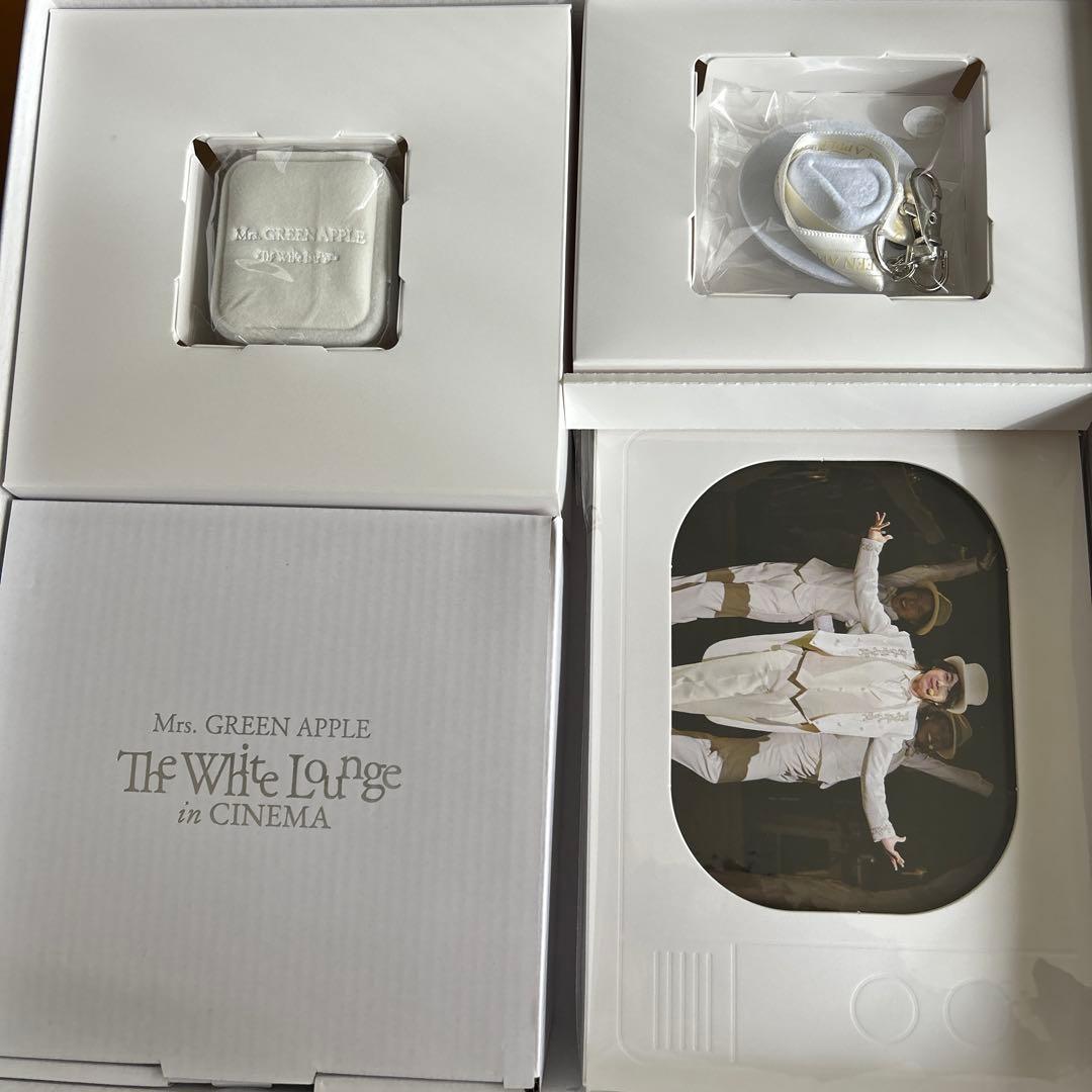 ミセス【新品】The White Lounge in CINEMA 特典グッズ付