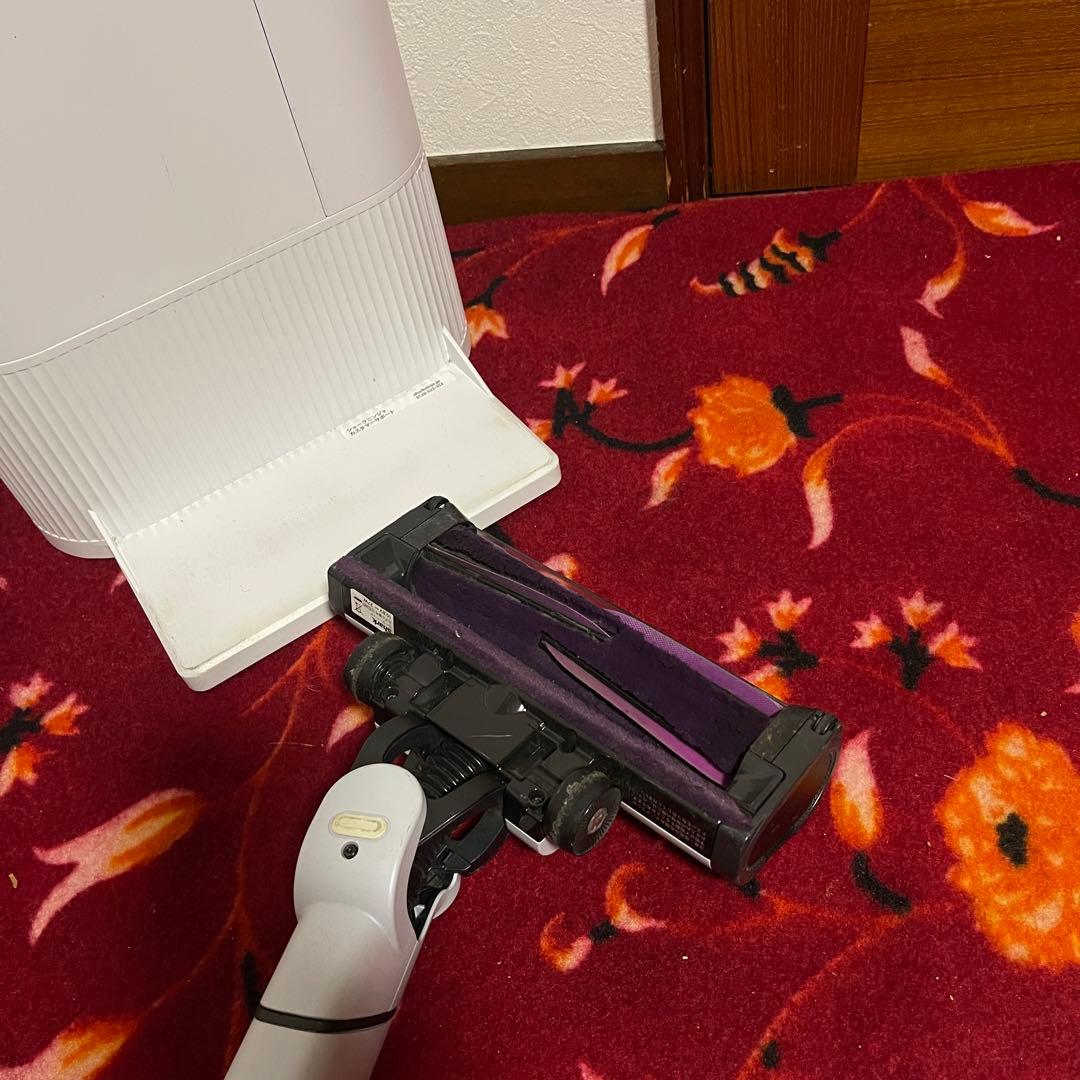 シャーク　スティッククリーナー　【LC351JWH】 動作確認済み