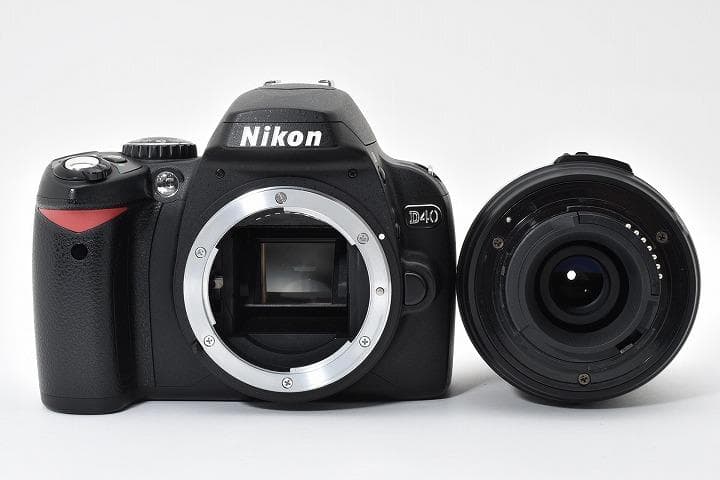 15703F 使用少!清潔感ある美品! Nikon D40 ズームレンズセット♪