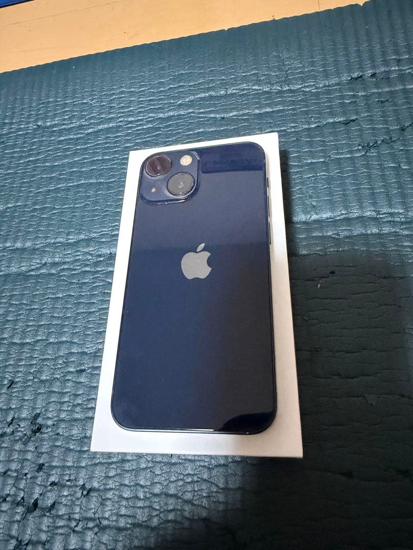 Apple iPhone 13 ミッドナイト 本体 256GB 初期化済み