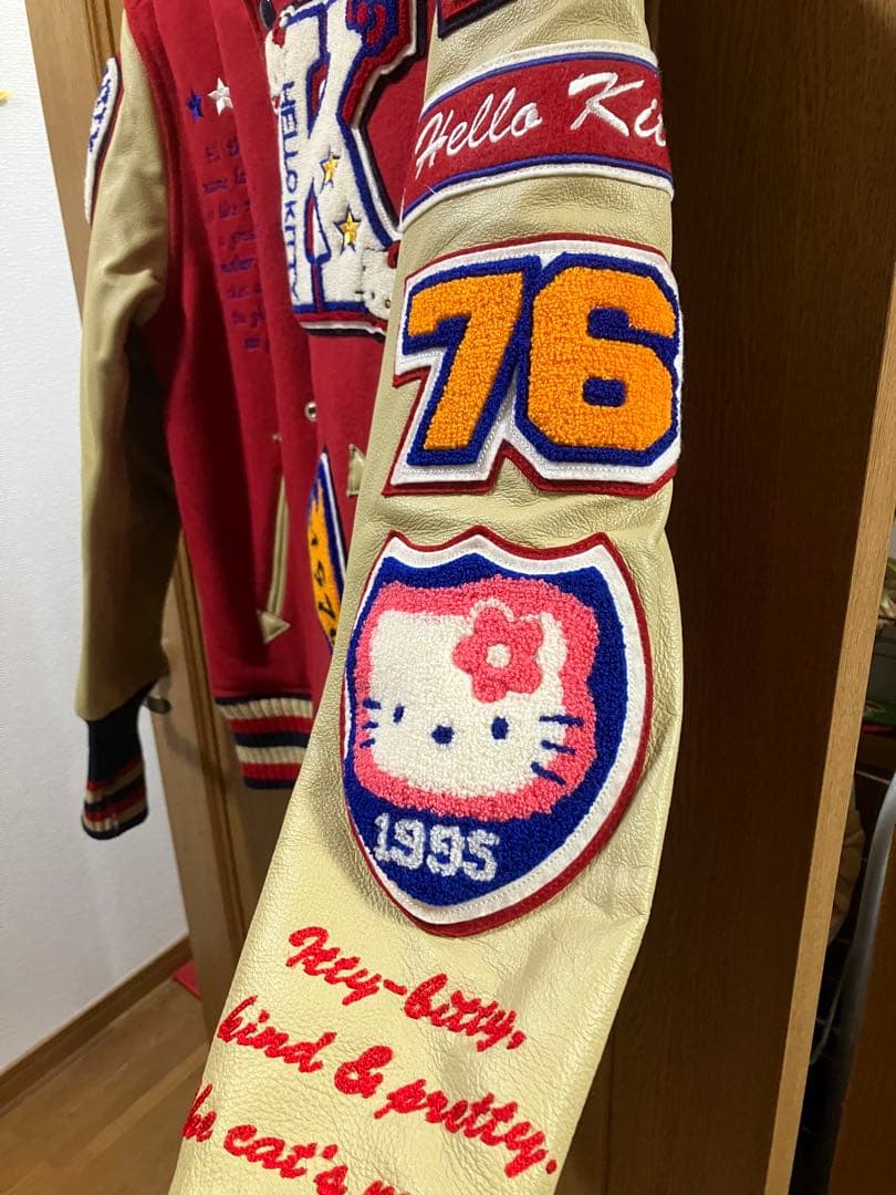 日*9様 サンリオ30周年記念限定Hello Kitty スタジャン