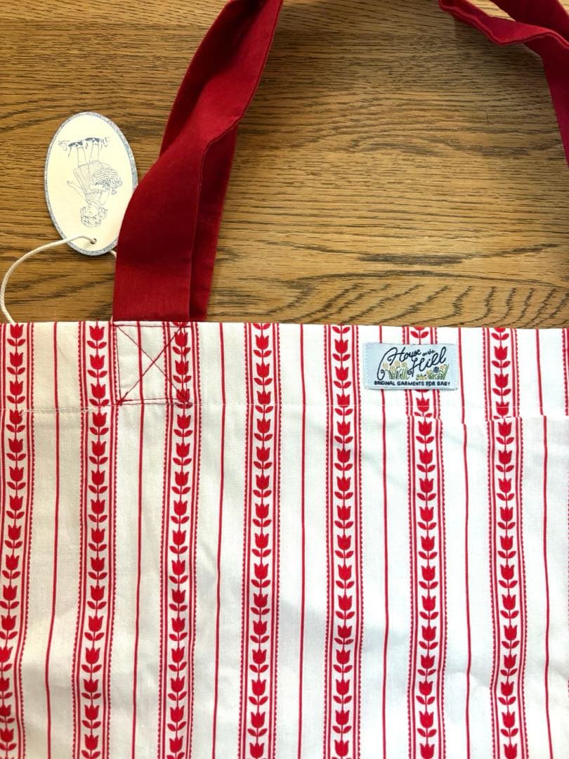 house on the hill バッグ