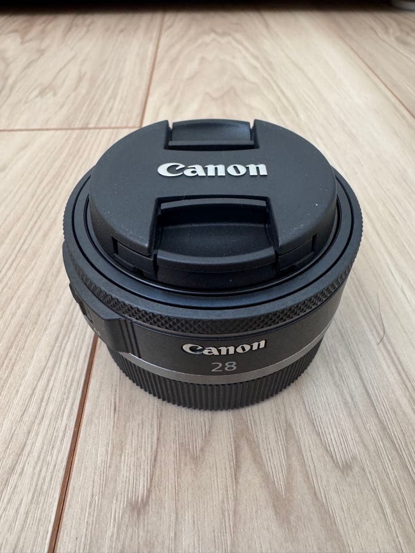 Canon RF 28mm f/2.8 STM レンズ