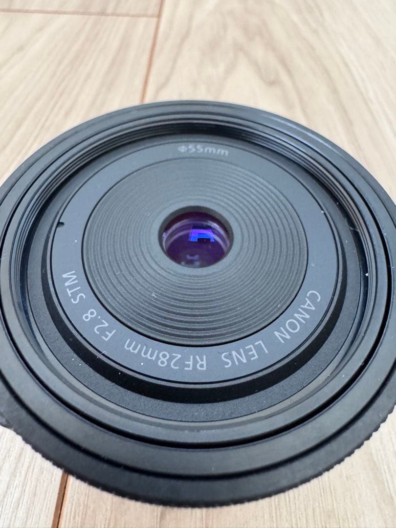 Canon RF 28mm f/2.8 STM レンズ
