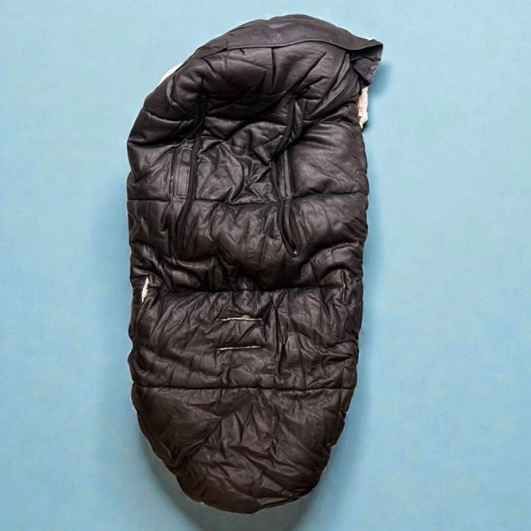 エロディElodie フットマフ ⭐︎発送は30日になります