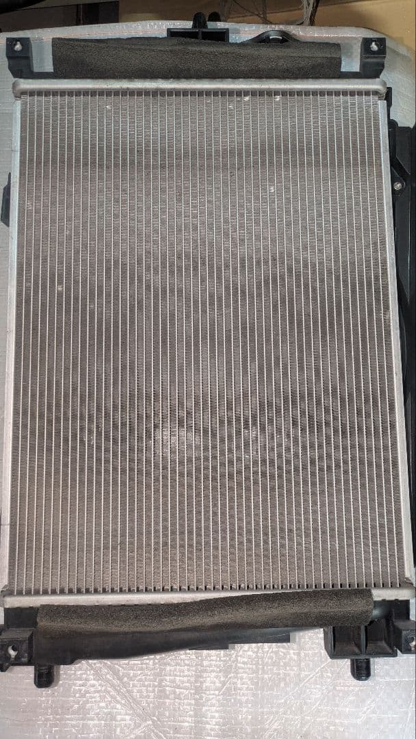 エアコン用ファンとラジエーターセット 2680000090 ワゴンR