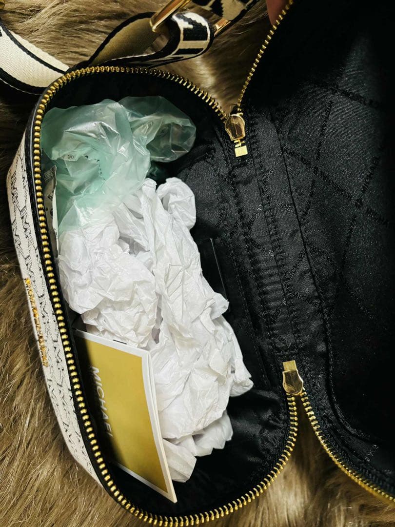 MICHAEL KORS MKロゴボディバッグ