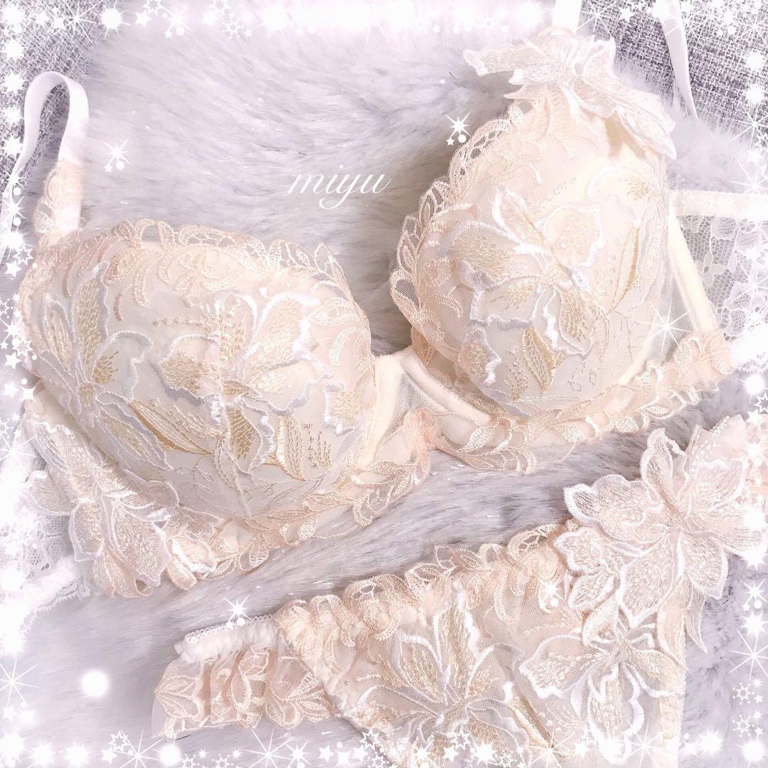 りにゃんさま専用★オフホワイトC65、Tバック♡追加ガーターL♡