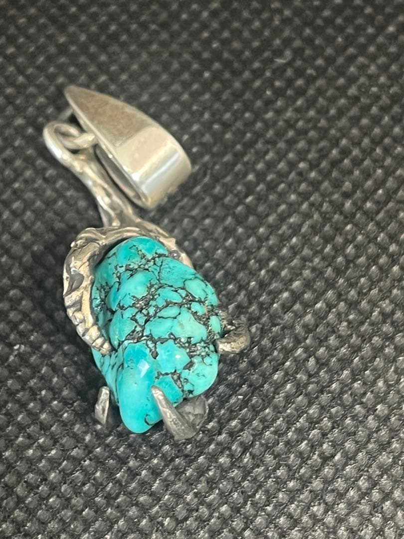 シルバー 925ハンドモチーフ キングマン　ターコイズ ペンダントトップ