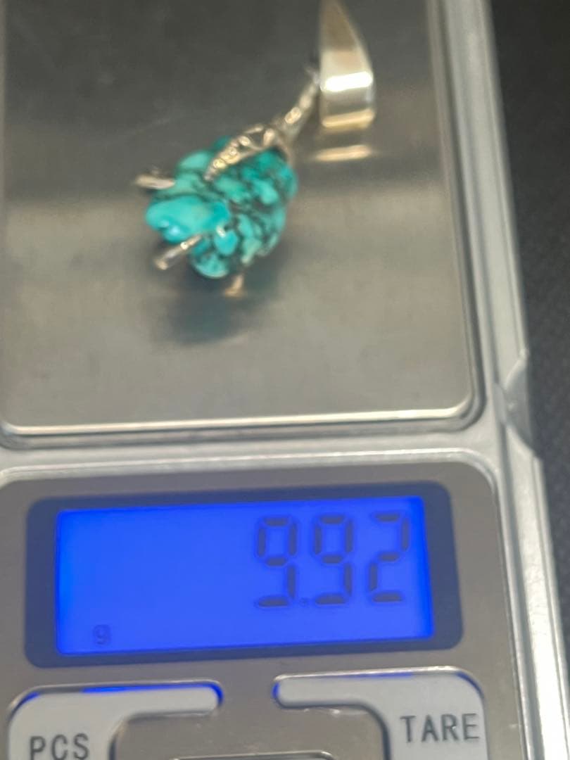 シルバー 925ハンドモチーフ キングマン　ターコイズ ペンダントトップ