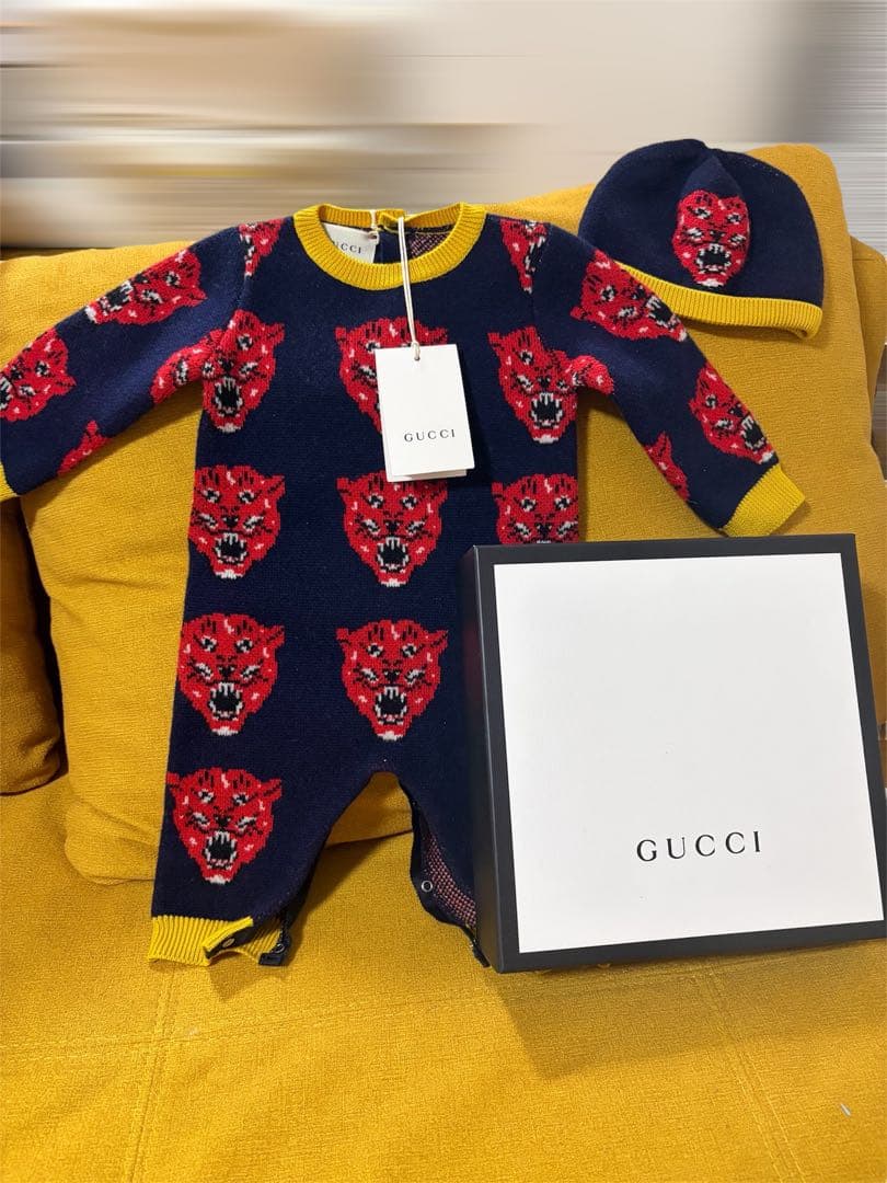 M*A様 GUCCI ライオン柄ロンパース・帽子セット