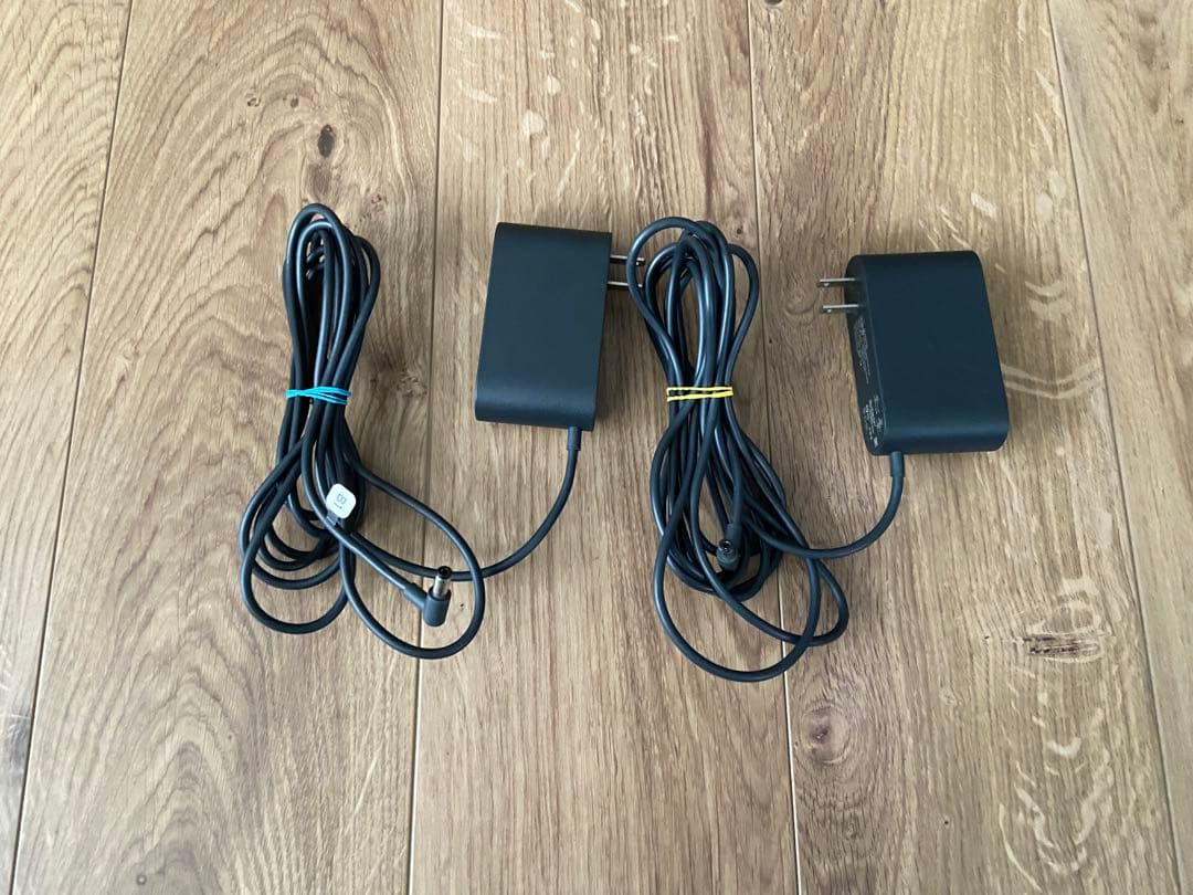 美品 HTC ベースステーション 1.0 VRCHAT フルトラッキング機材