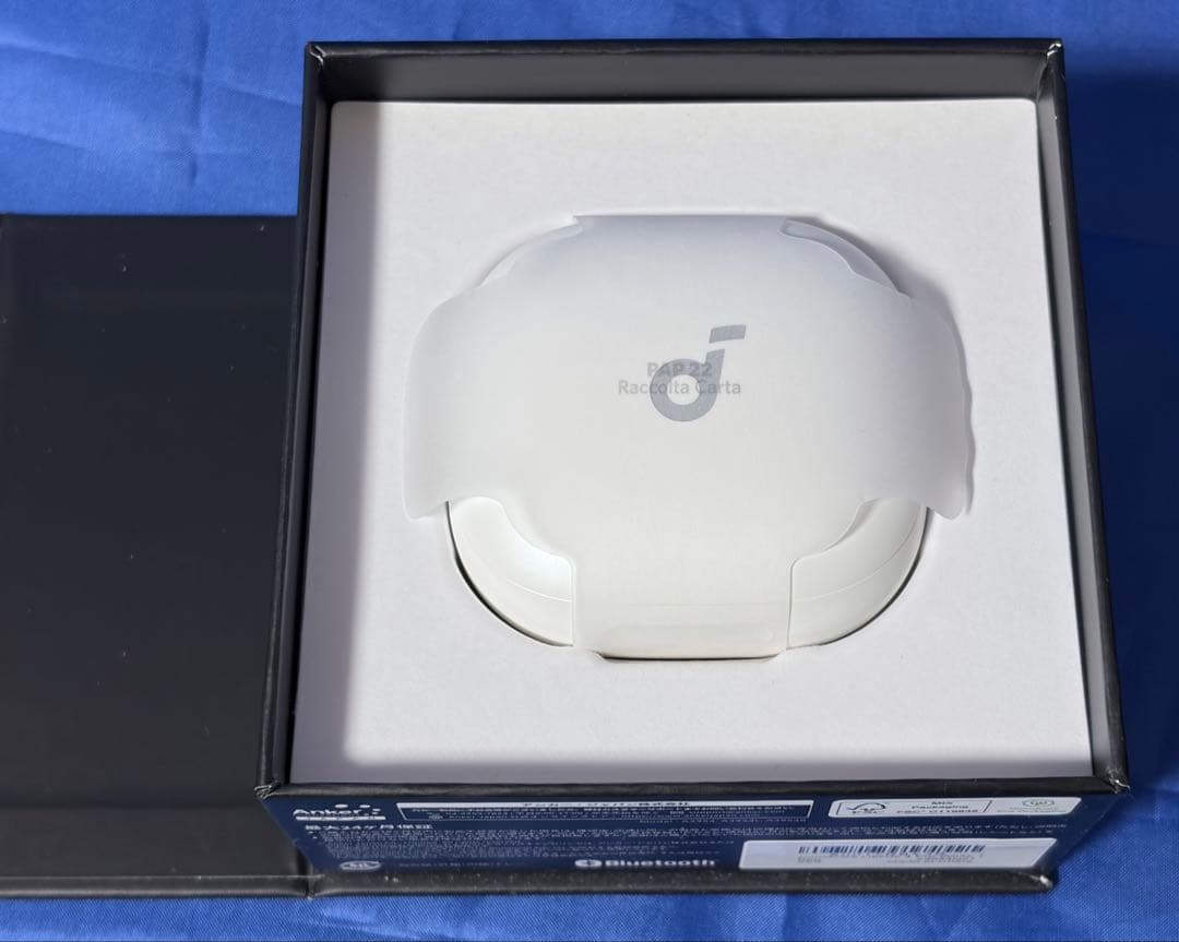 美品 Anker Soundcore Liberty 4 Pro ホワイト