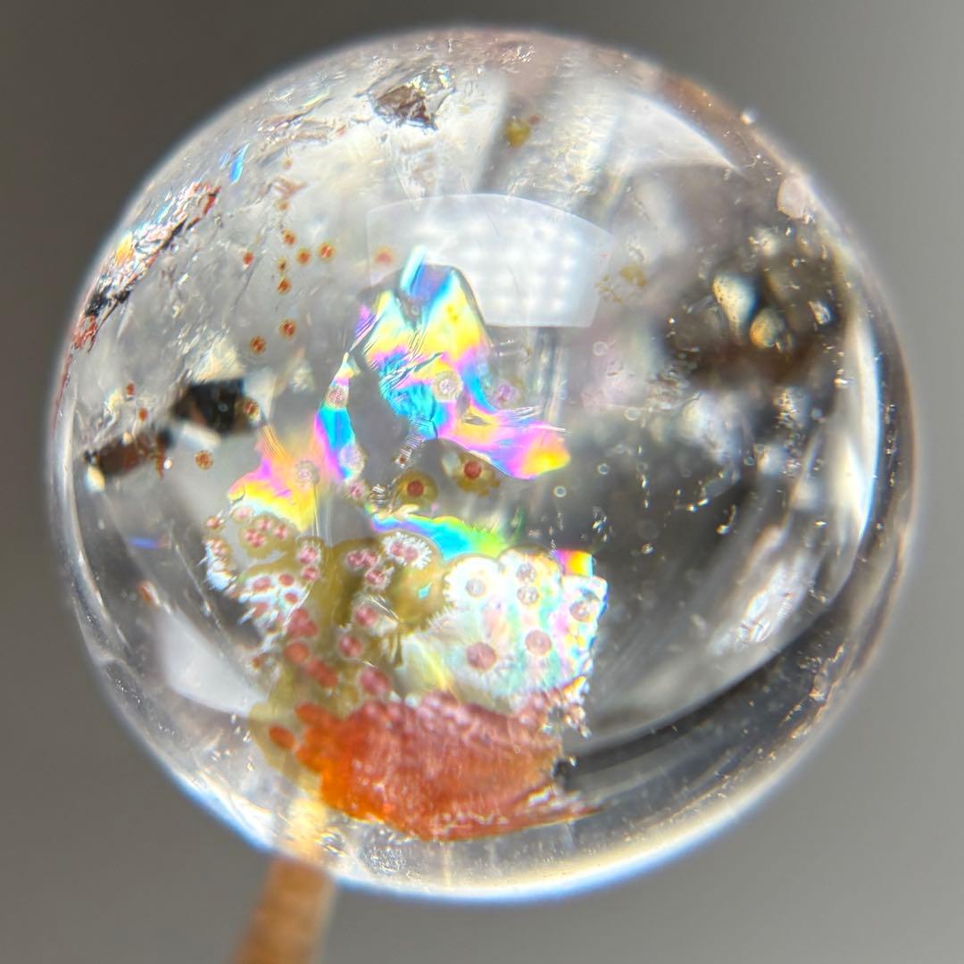 極上　ライモナイト共生パイライト虹入り