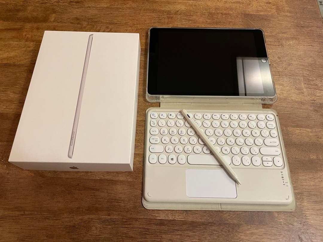 Apple iPad 第9世代64GB Wi-Fiモデル キーボード ペン 美品