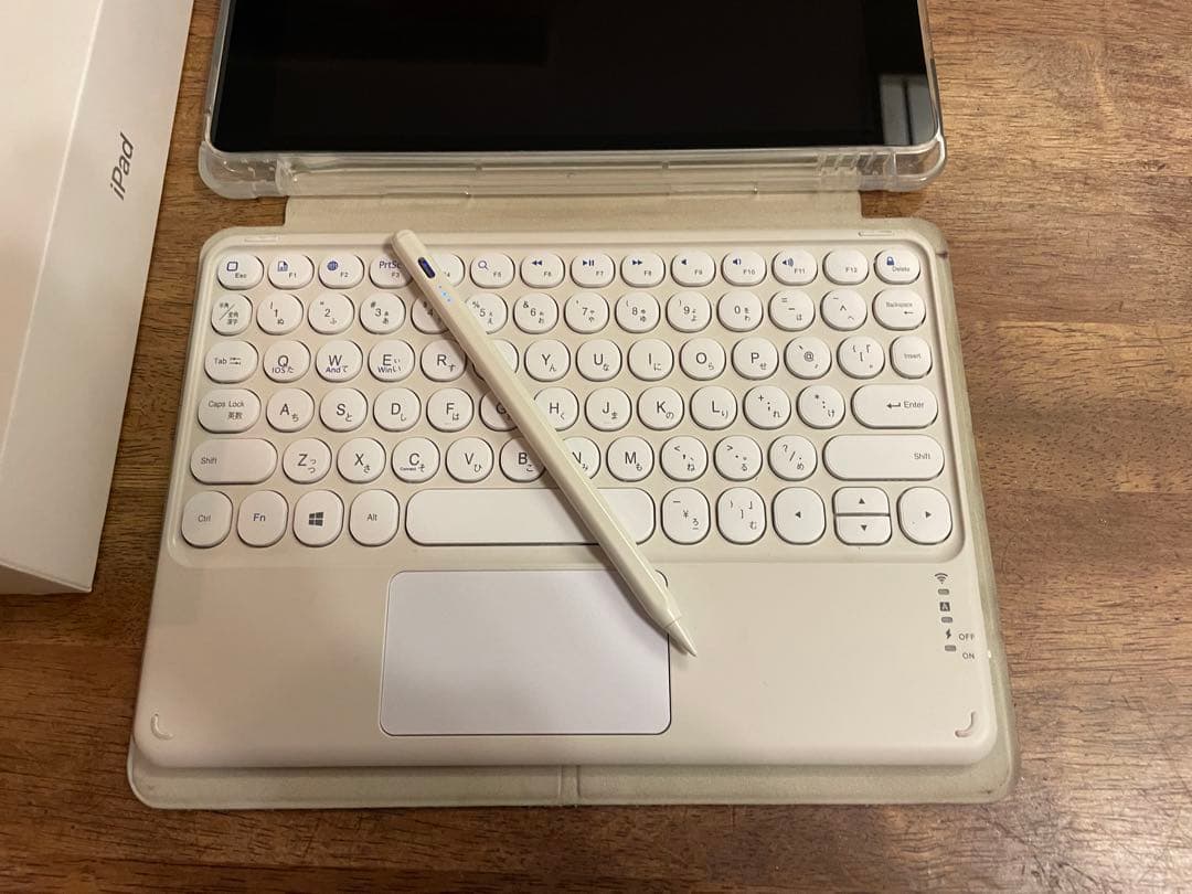 Apple iPad 第9世代64GB Wi-Fiモデル キーボード ペン 美品