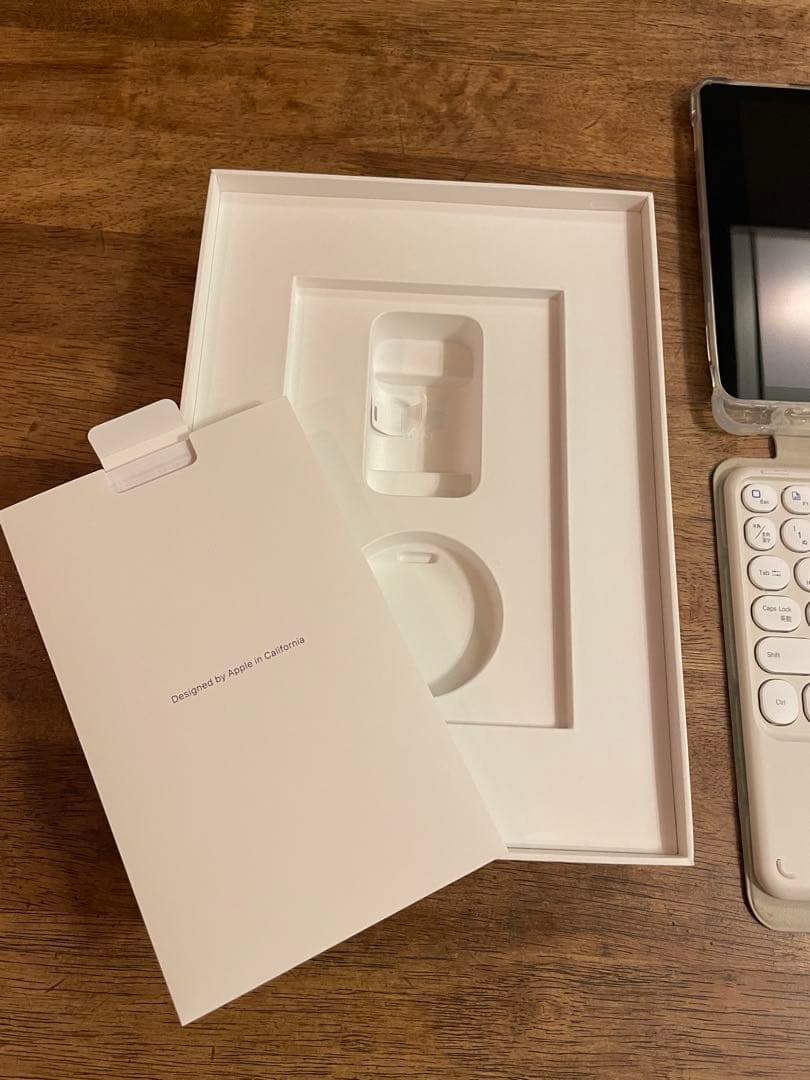 Apple iPad 第9世代64GB Wi-Fiモデル キーボード ペン 美品