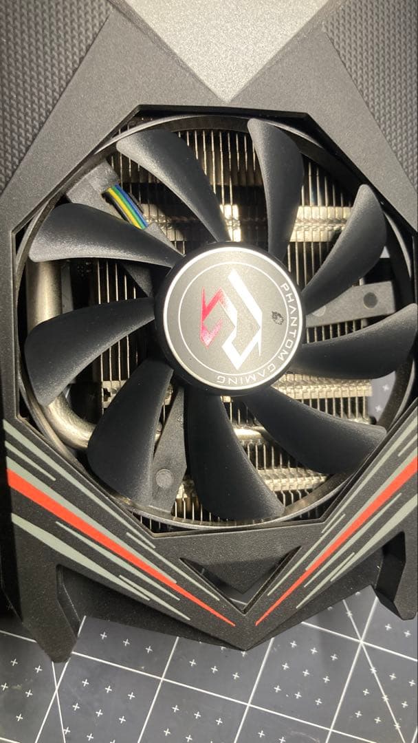 ASRock デュアルファングラフィックボード　RADEON RX590 8GB