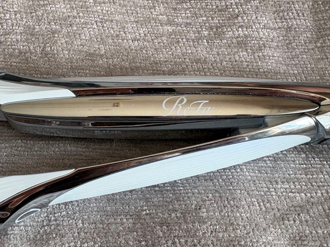 ReFa ストレートアイロン プロ ホワイト 保証付