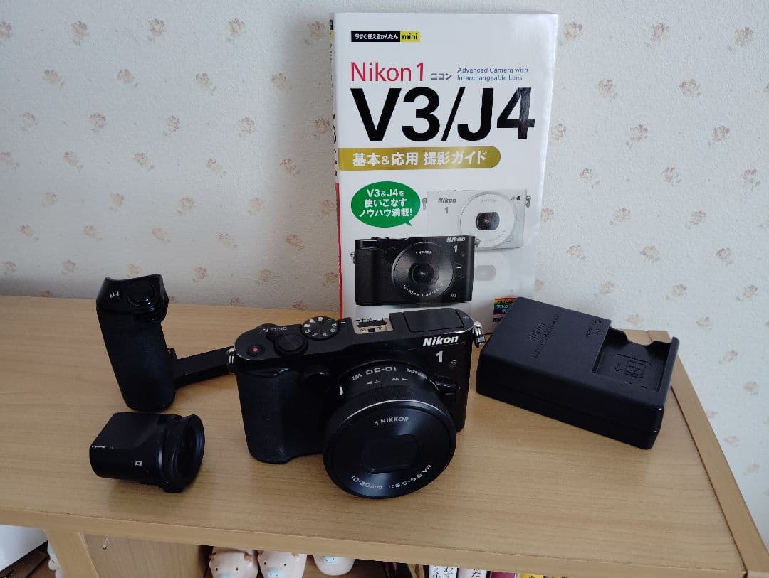 Nikon 1 V3 ニコワン プレミアムキット 美品 ニコン ミラーレス